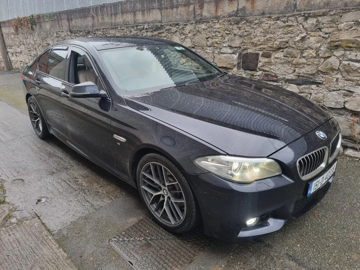 BMW 5-Series 2015 - Image 2