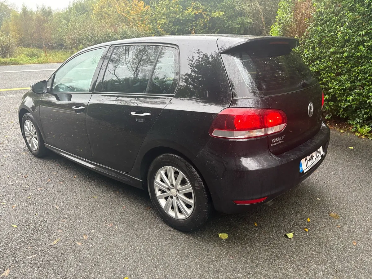 2011 golf €2495 - Image 4
