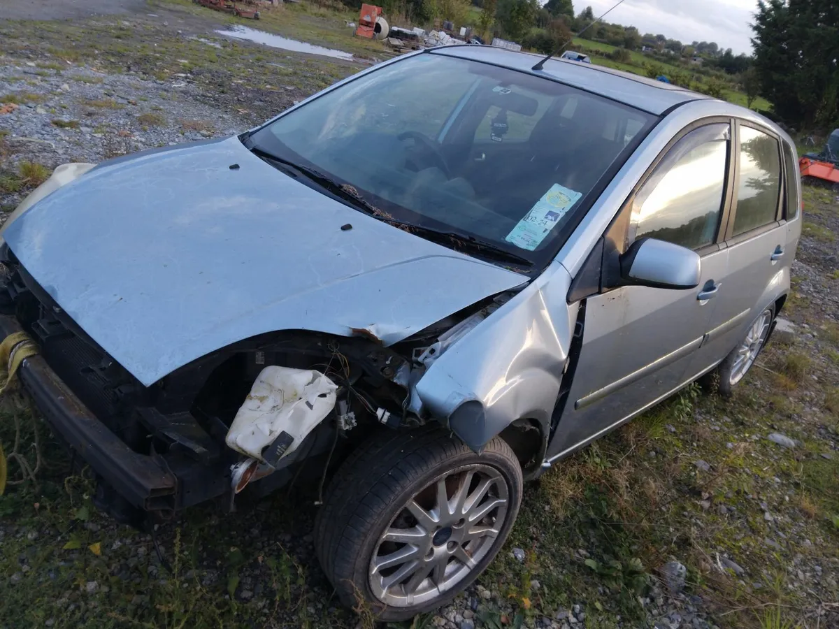 Ford fiesta - Image 3