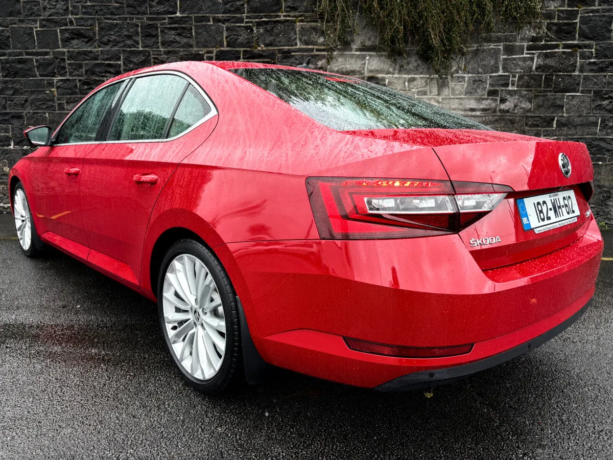 182 Skoda Superb STYLE 2.0 TDI 150 BHP! - Image 2