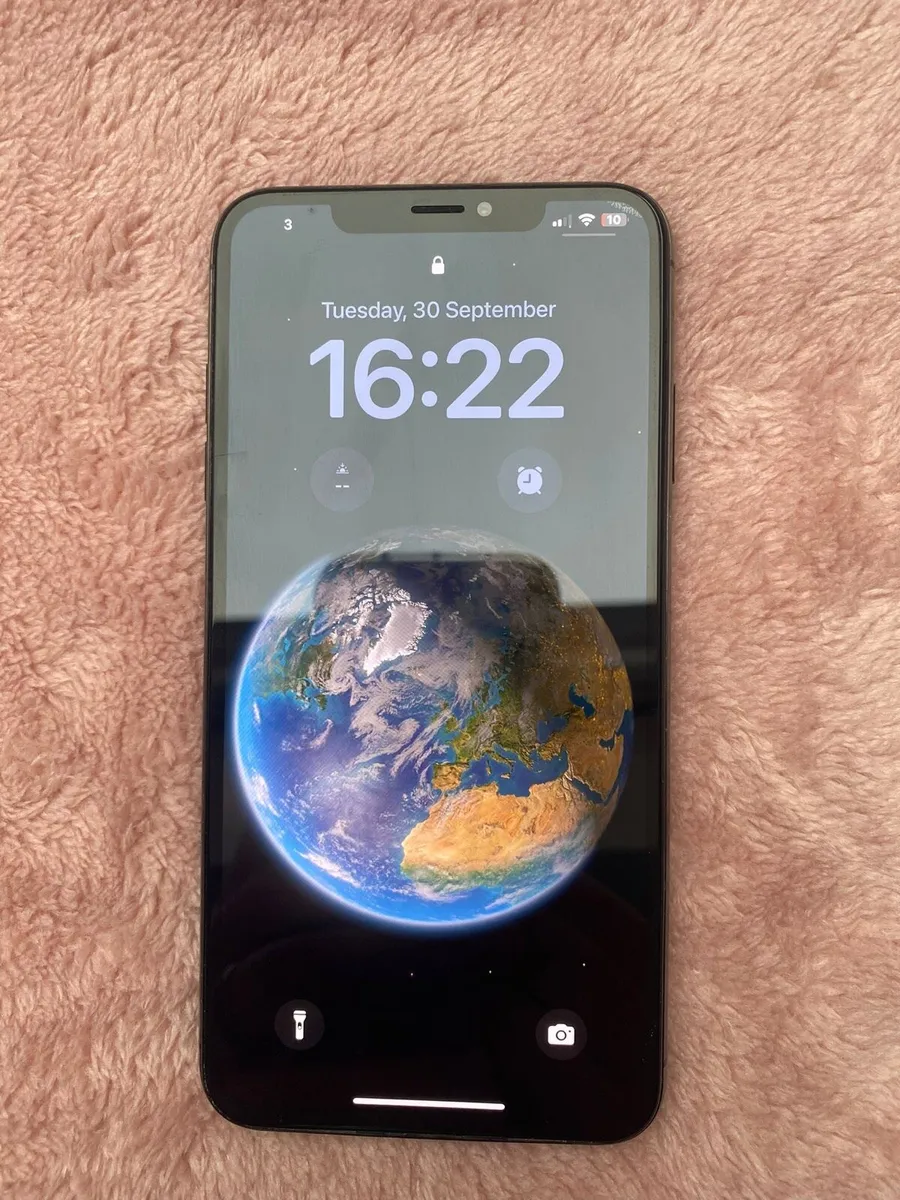 iPhone XS MAX & iphoneXR - Image 1