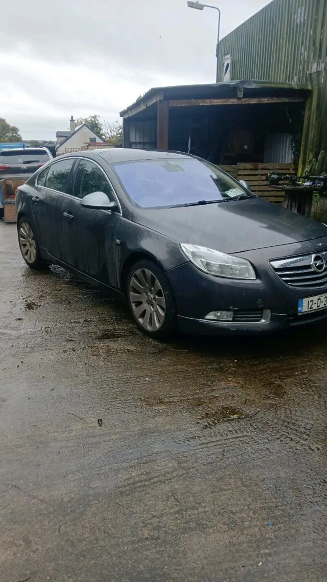 Opel insignia 2012 - Image 1