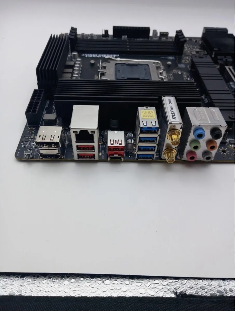 MSI PRO B650-S WIFI Motherboard - Image 4