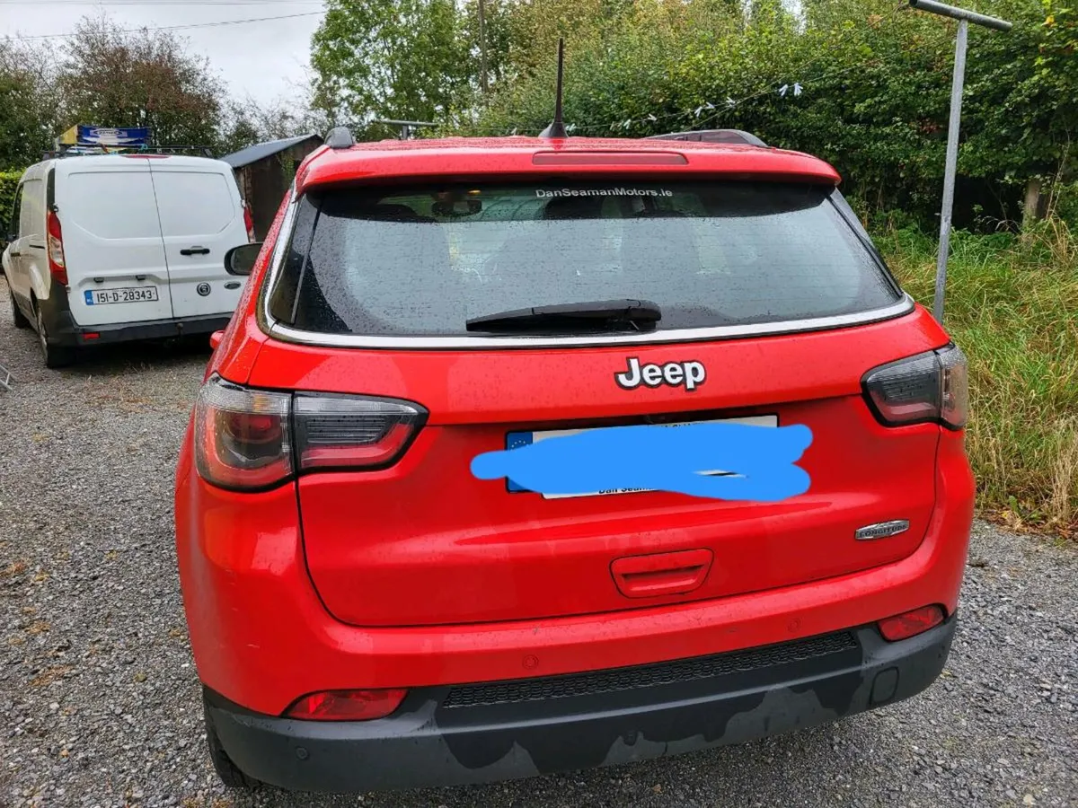 Car - Image 2