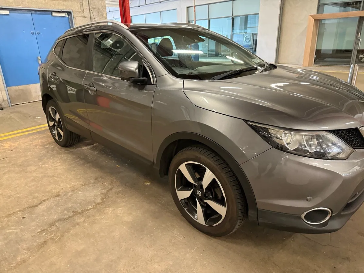 2017 Nissan Qashqai N Vision - Image 2