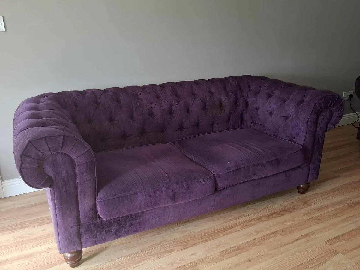 Chesterfield couches - Image 2