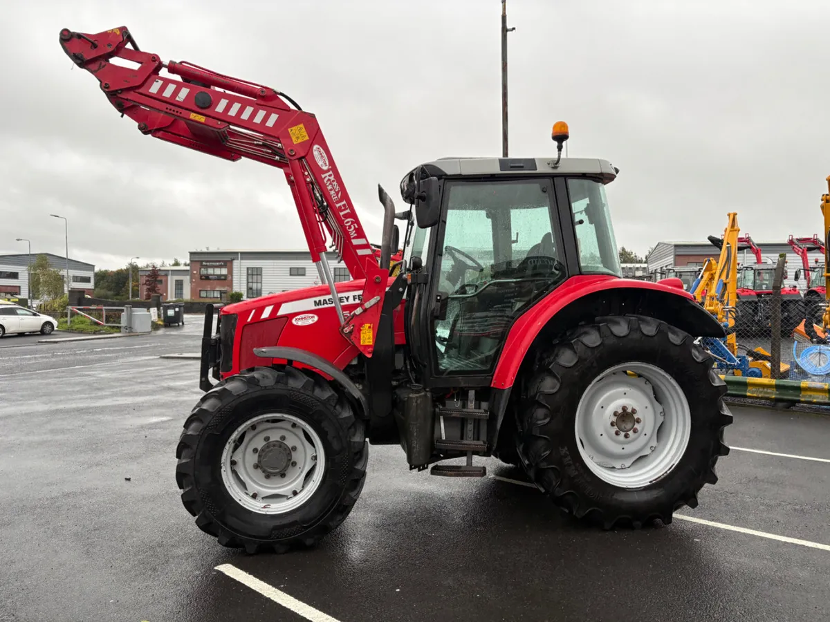 Massey Ferguson 5455 - Image 1
