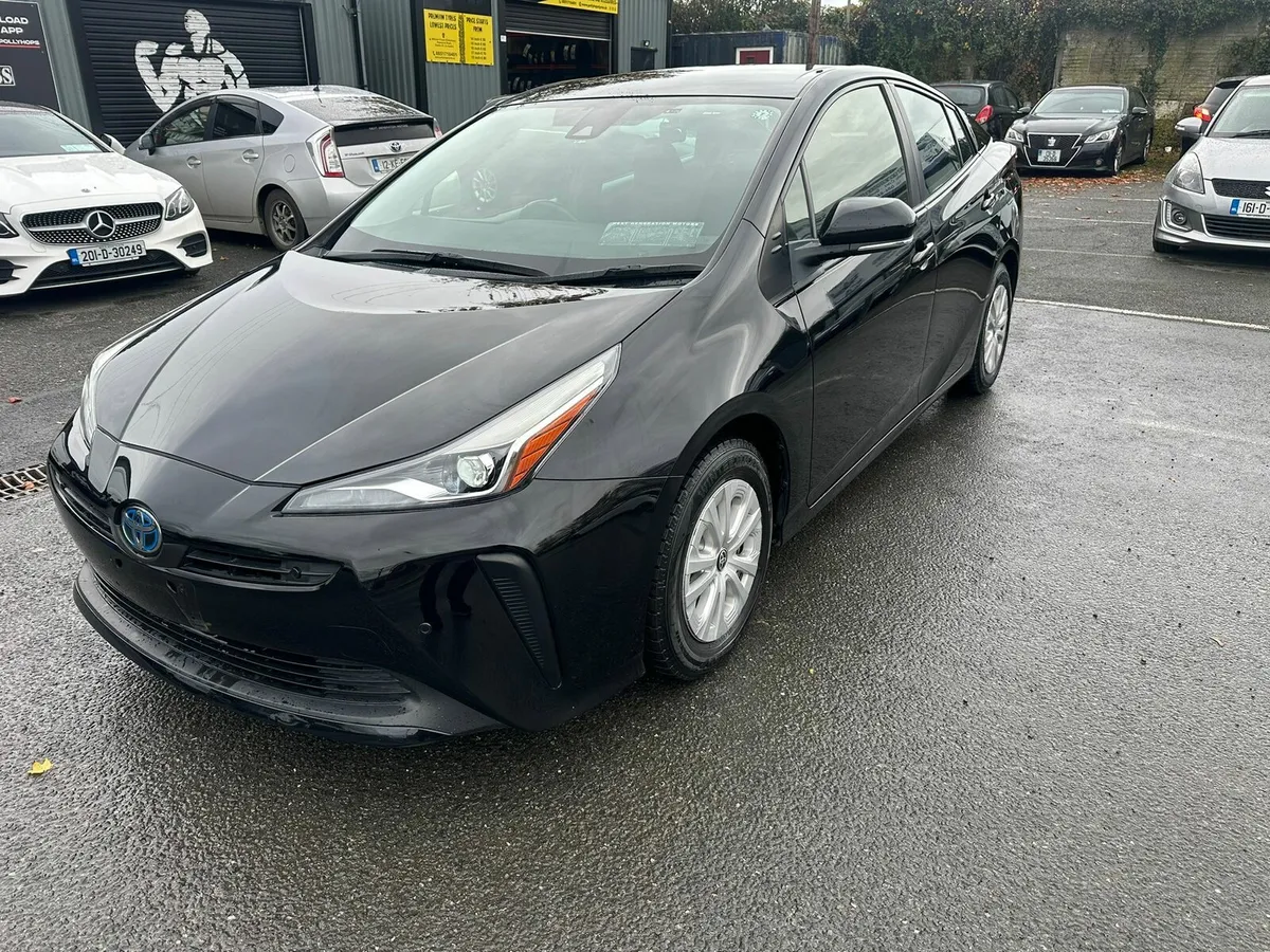 19950 euro Toyota prius 2021 - Image 1