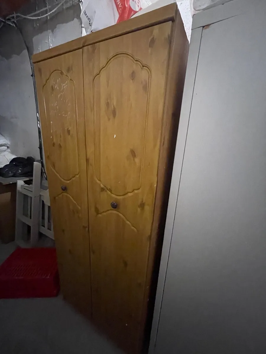 Wardrobe and filing cupboards - Image 2