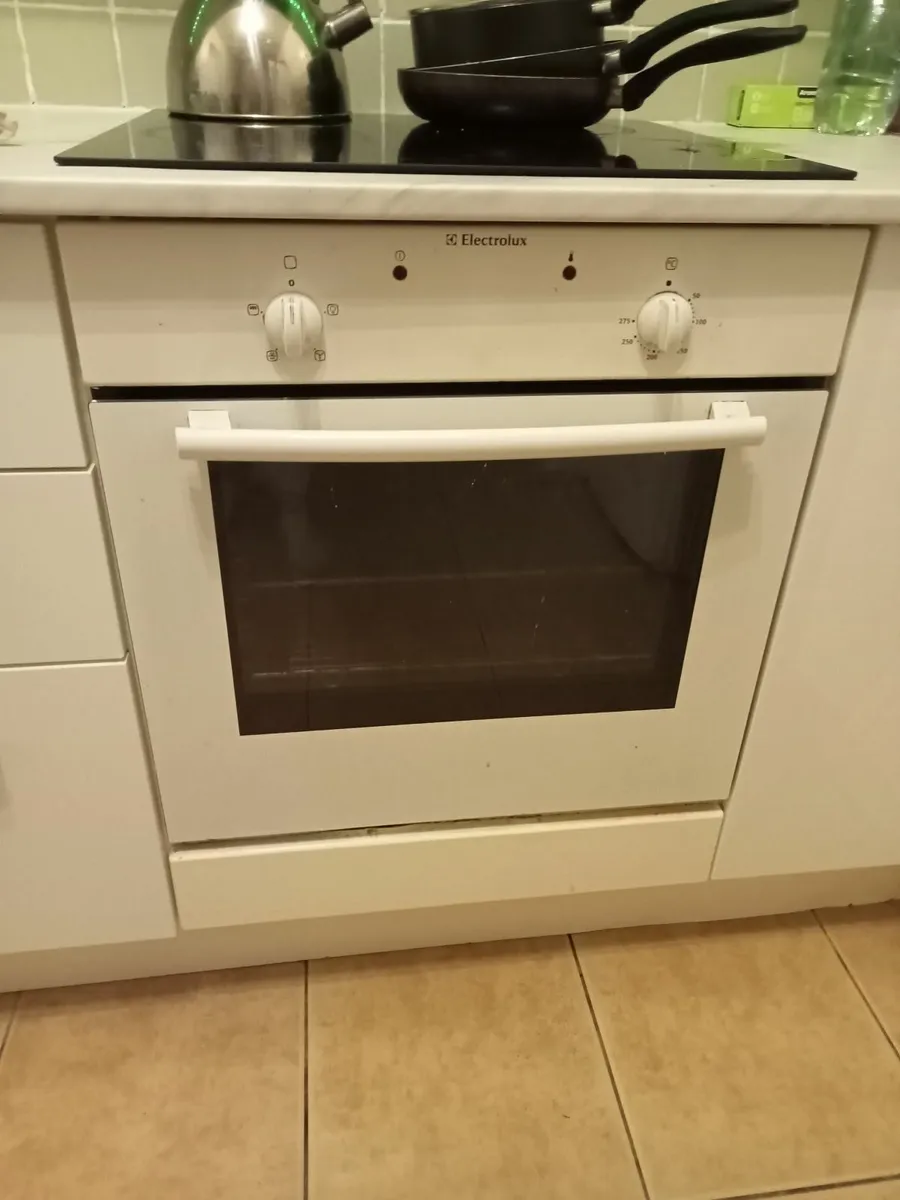 Oven - Image 3