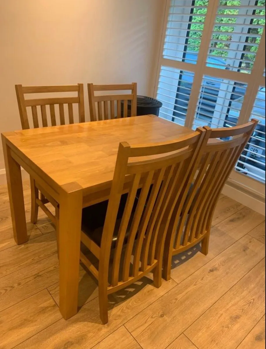 Kitchen Table & Chairs - Image 3