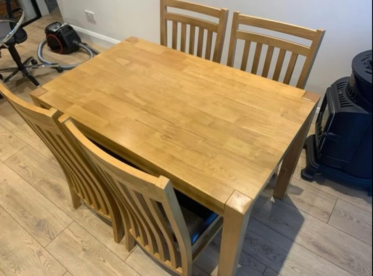 Kitchen Table & Chairs - Image 4