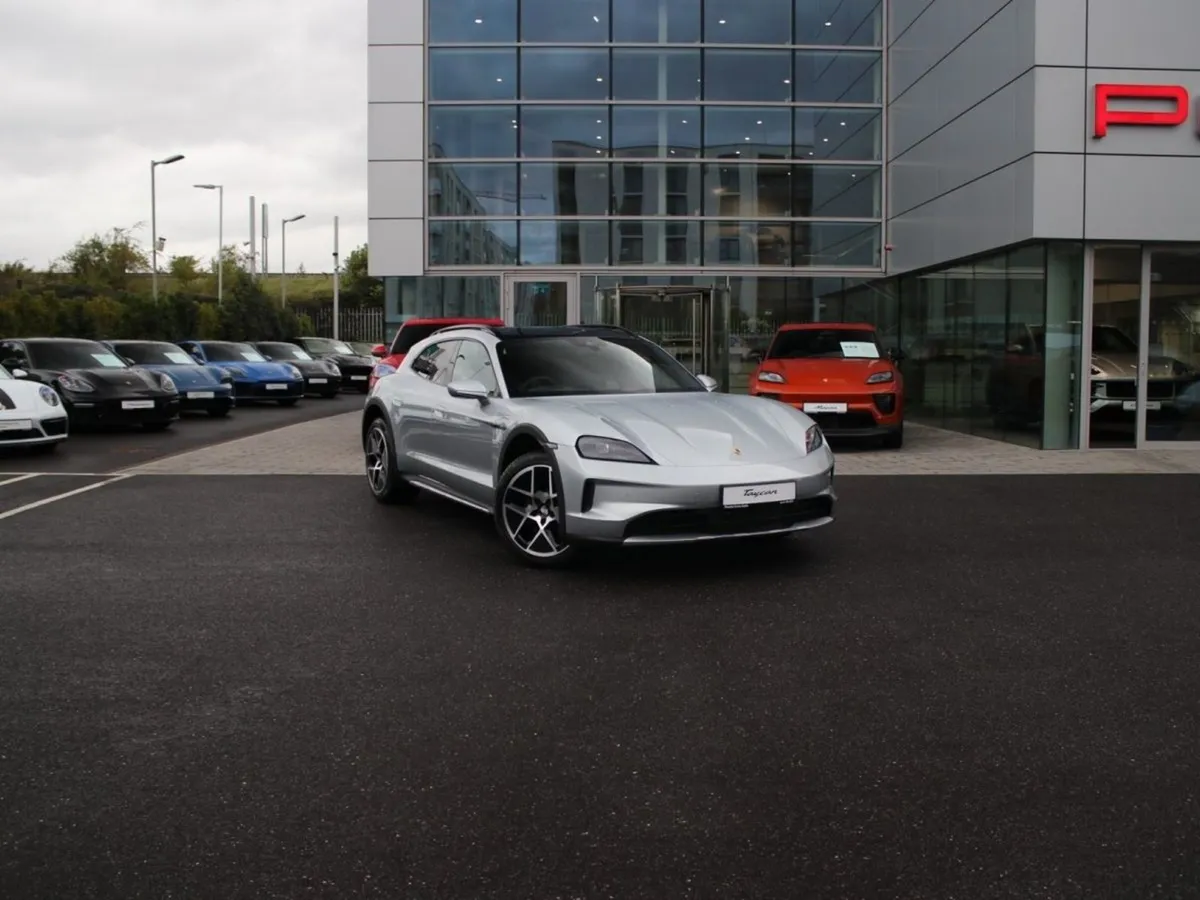 Porsche Taycan 4 Cross Turismo - Image 1