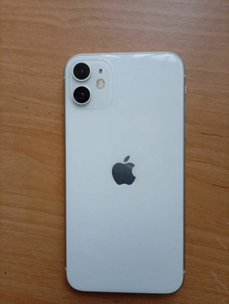 Apple iPhone 11 64GB Unlocked - Image 2