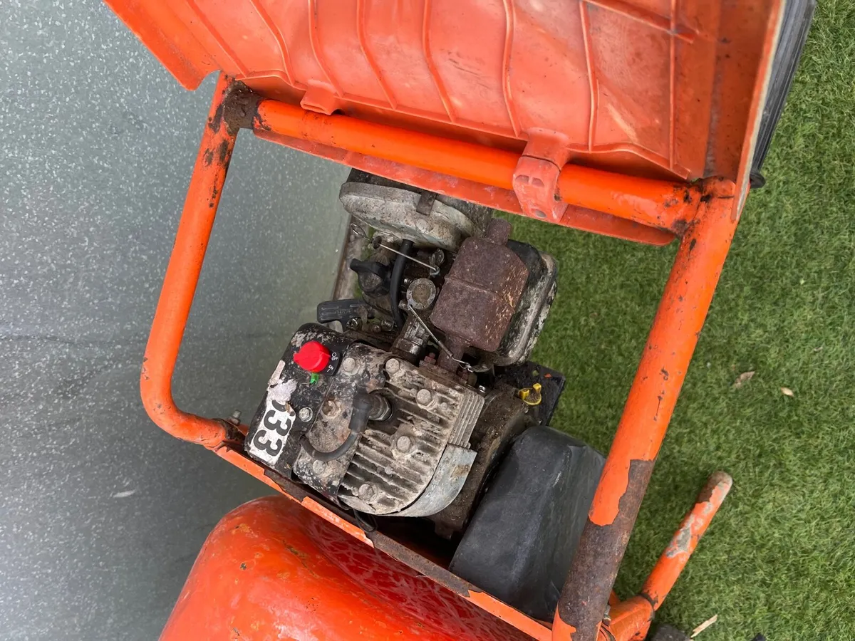 Cement Mixer Petrol mini mix 150 - Image 3
