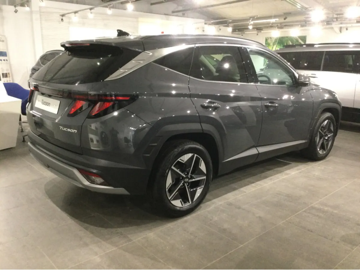 Hyundai Tucson EXECUTIVE - Showroom Demo - Deliver - Image 2