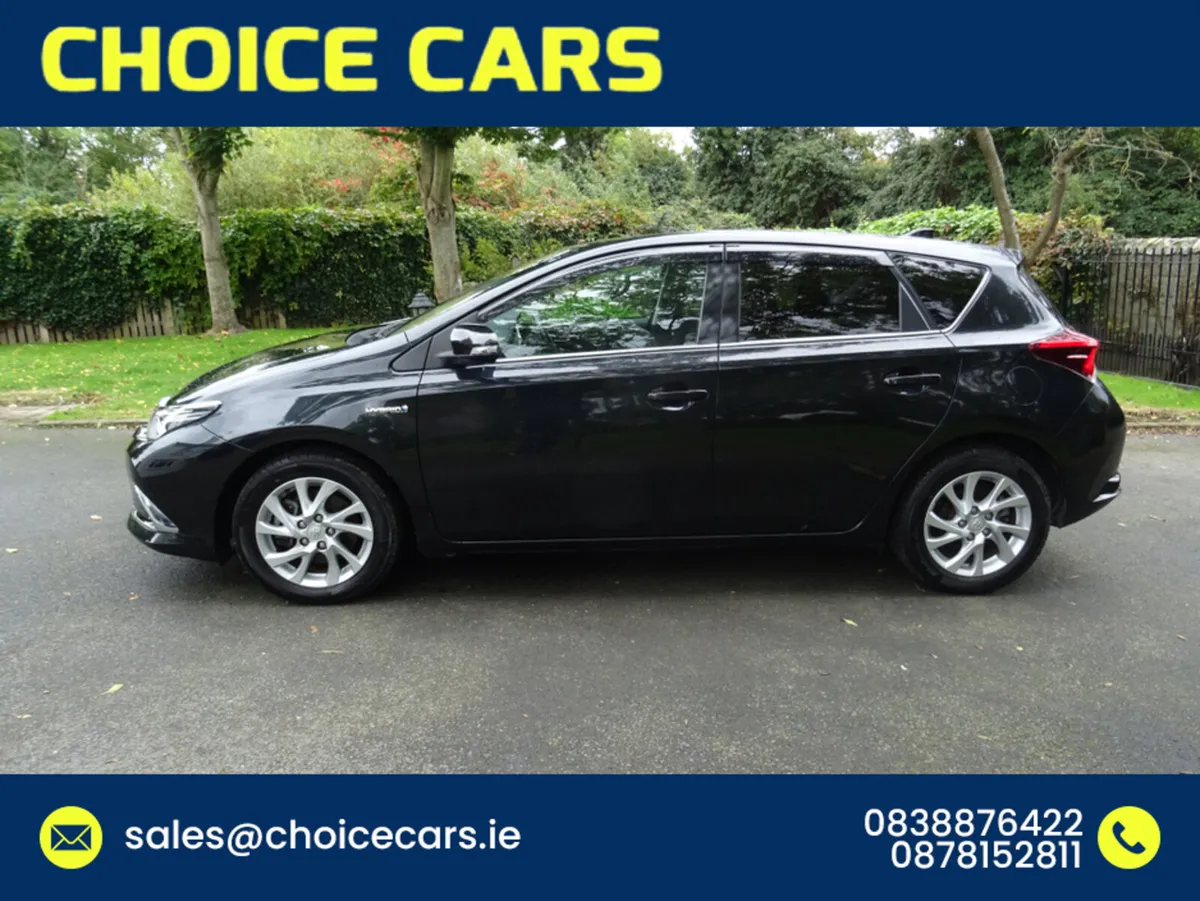Toyota Auris 1.8 AUTO HYBRID ANDROID AUTO - Image 3