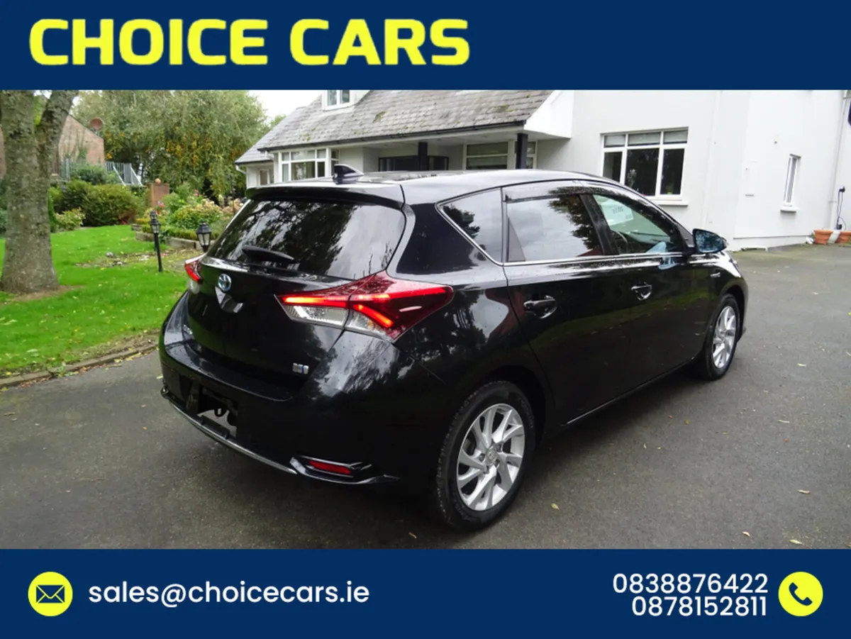 Toyota Auris 1.8 AUTO HYBRID ANDROID AUTO - Image 4