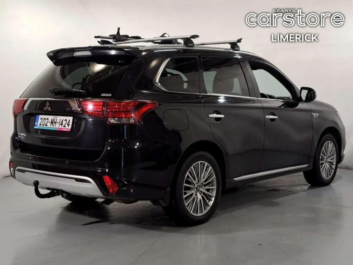 Mitsubishi Outlander 2.4l Plug-in EV Instyle 5 Se - Image 3