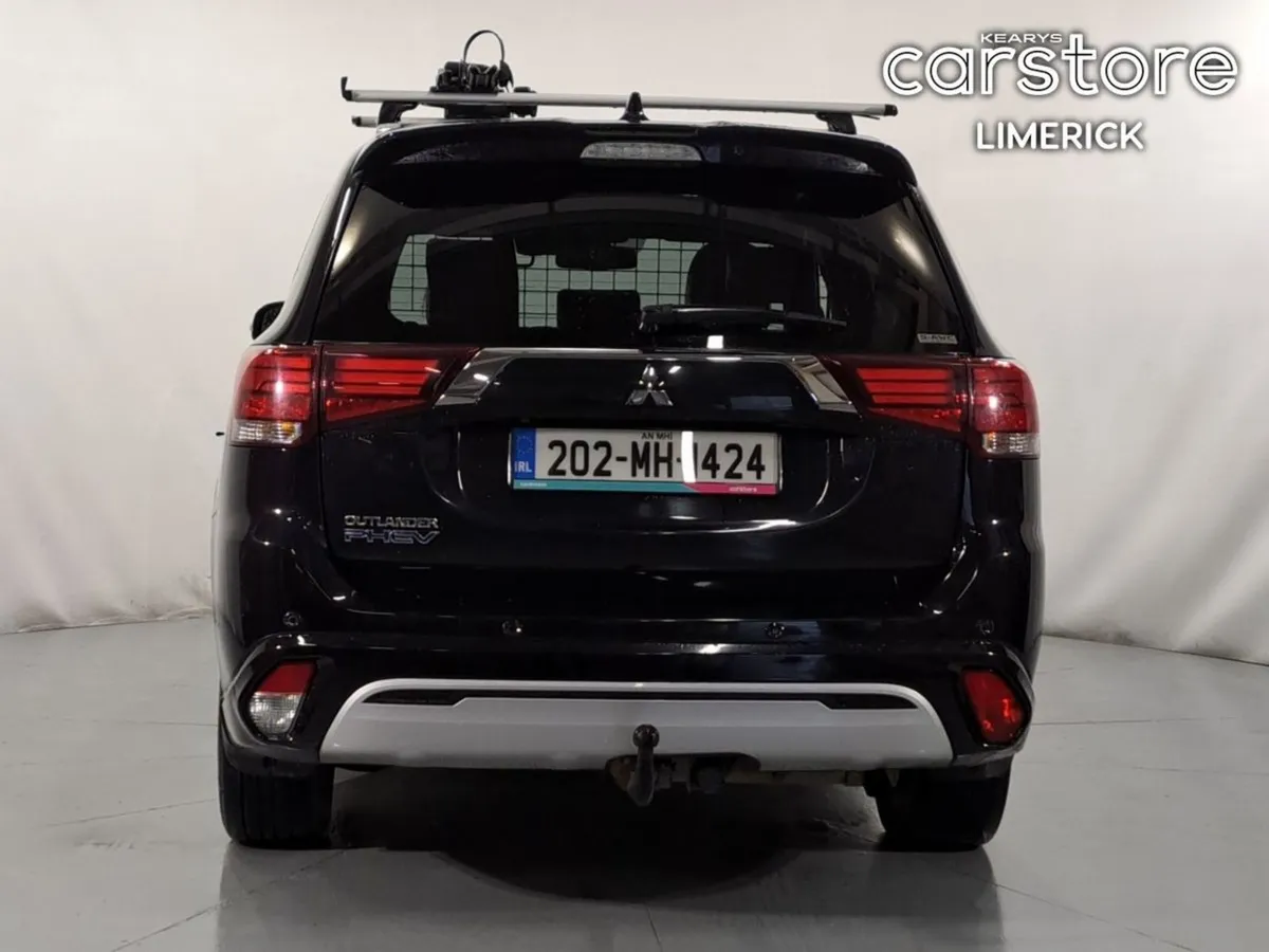 Mitsubishi Outlander 2.4l Plug-in EV Instyle 5 Se - Image 4