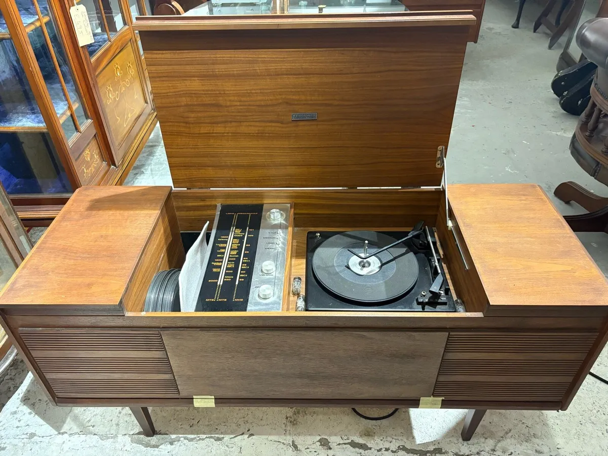 Ferguson solid state radio record player - Image 1