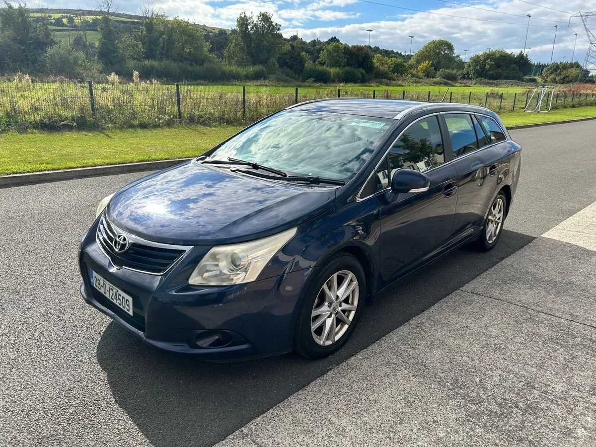 09 TOYOTA AVENSIS TOURER €2,950 NCT 10-26 - Image 3