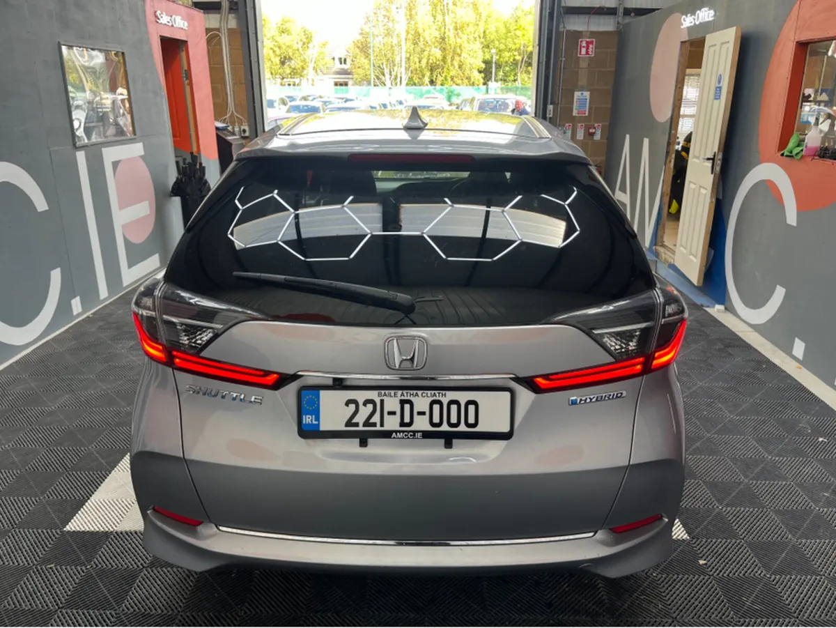 Honda Shuttle €18950! 2022 HONDA SHUTTLE 1.5L HYBR - Image 3