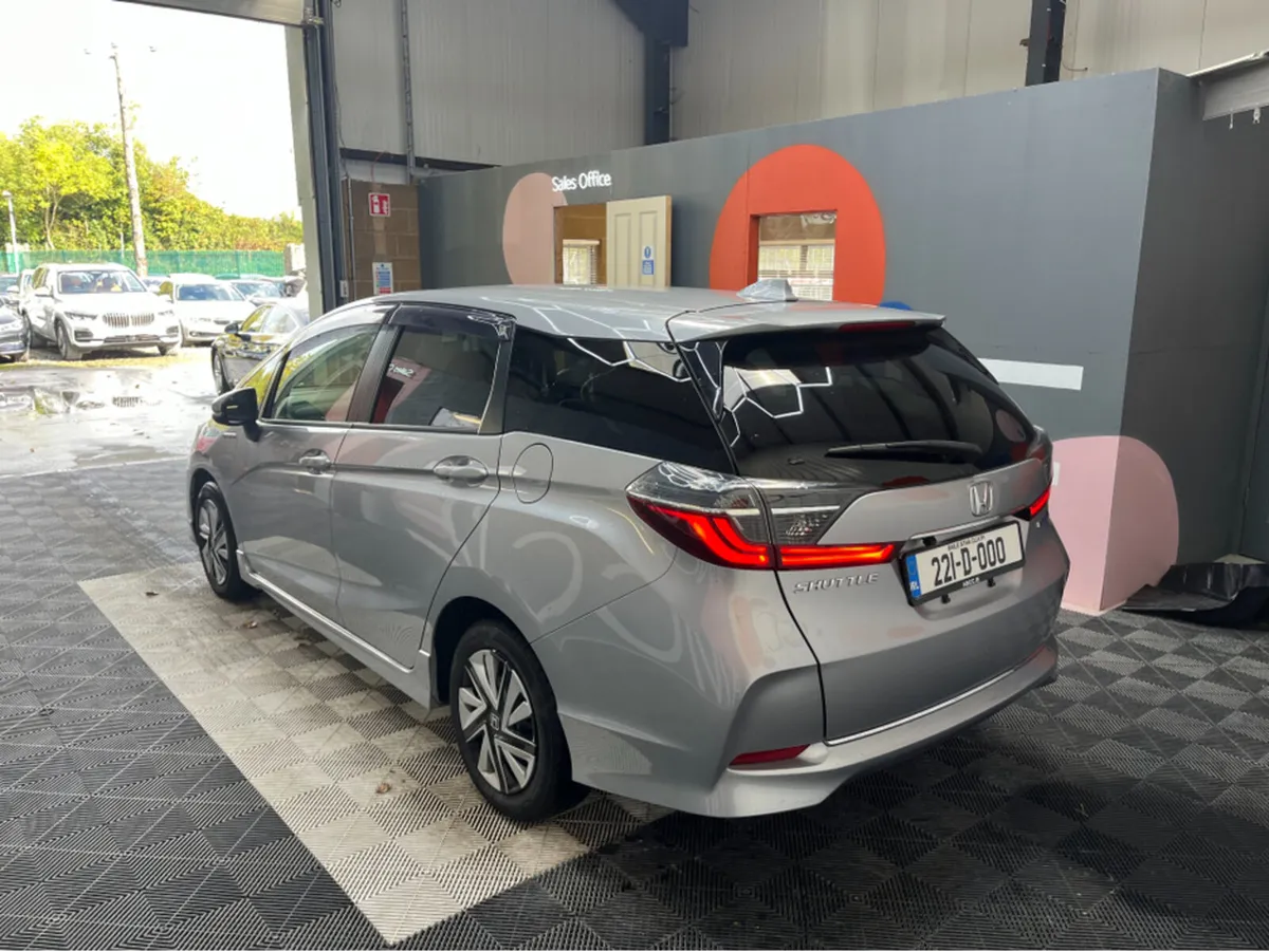 Honda Shuttle €18950! 2022 HONDA SHUTTLE 1.5L HYBR - Image 4