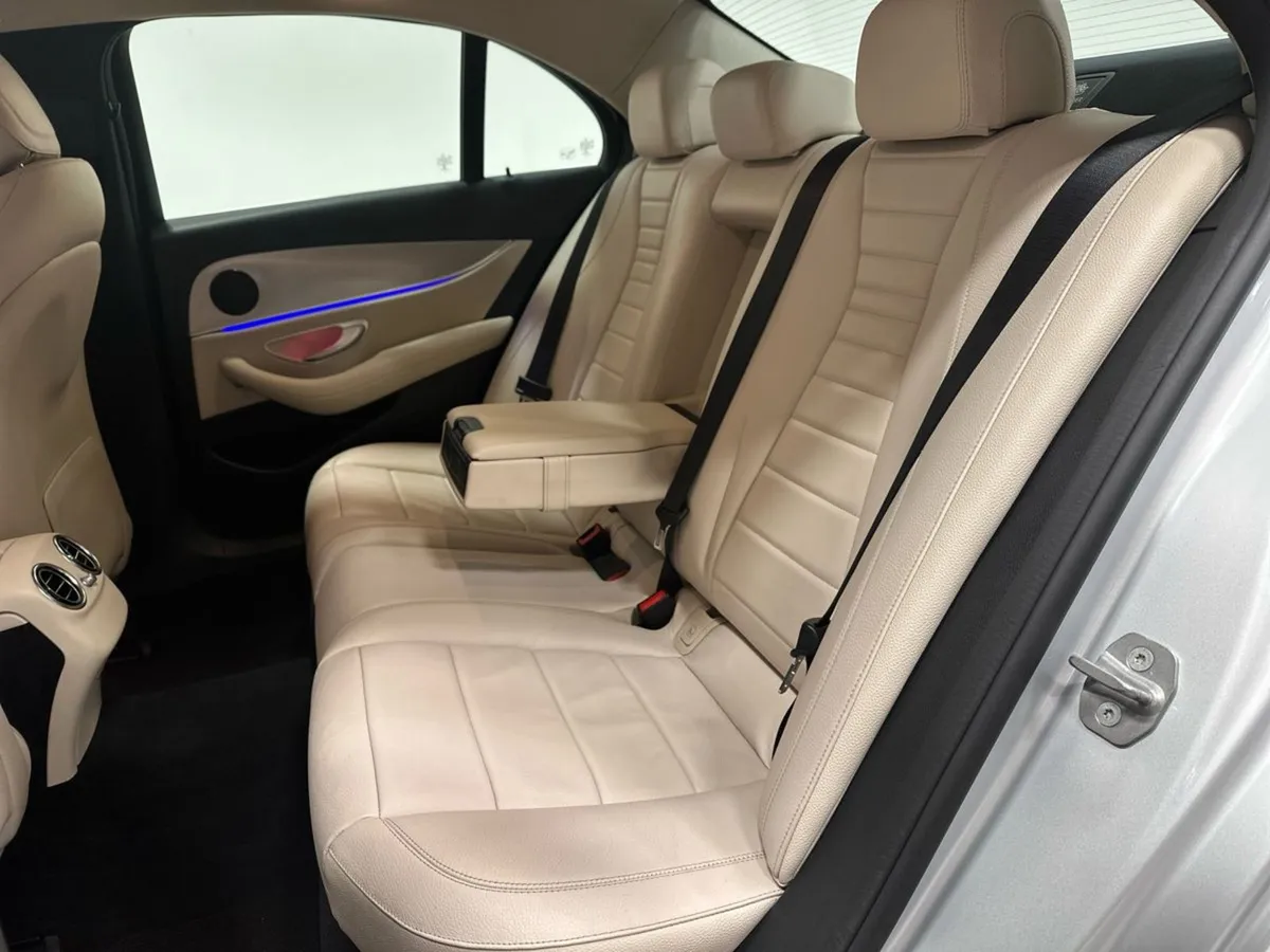 Mercedes-Benz E-Class E220 D Avantgarde - Image 4