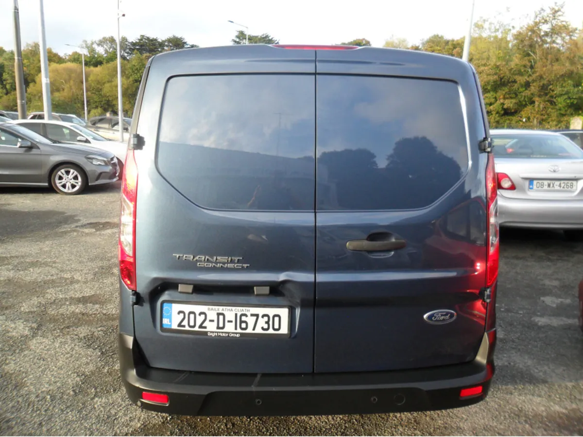 Ford Transit Connect LWB HP TREND 1.5 TD 120 M6 FW - Image 4