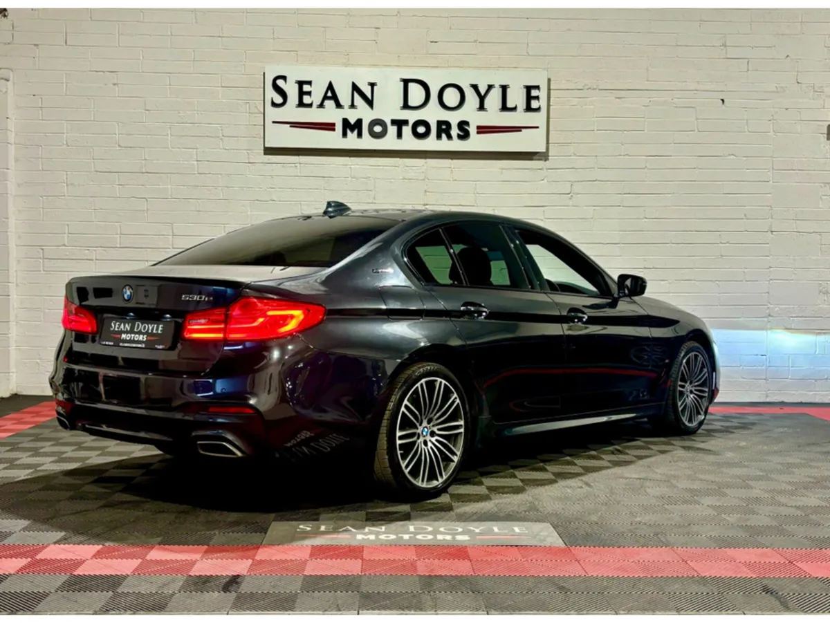 BMW 5-Series 530e M SPORT AUTO PHEV - Image 4