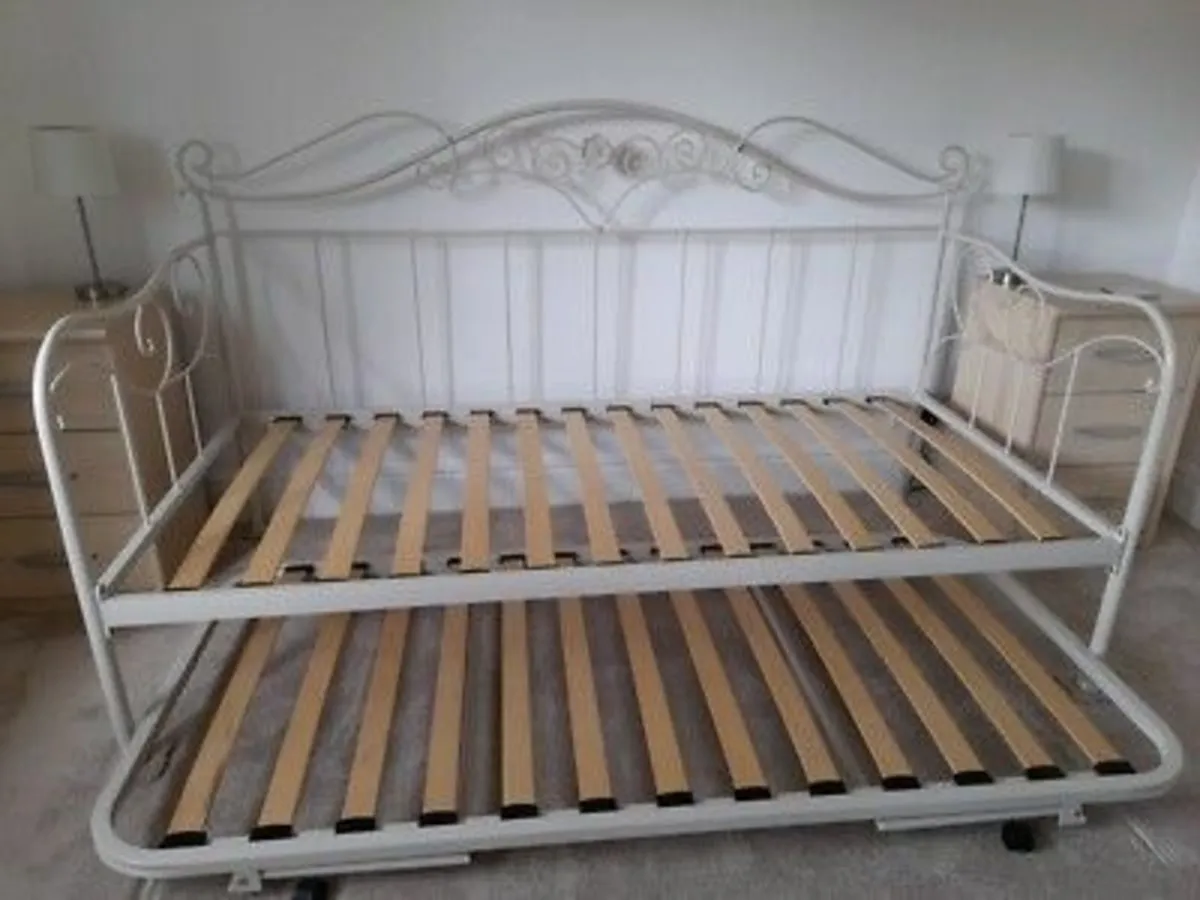 Laura Ashley Alice Day Bed (Single, Twin, Double) - Image 3
