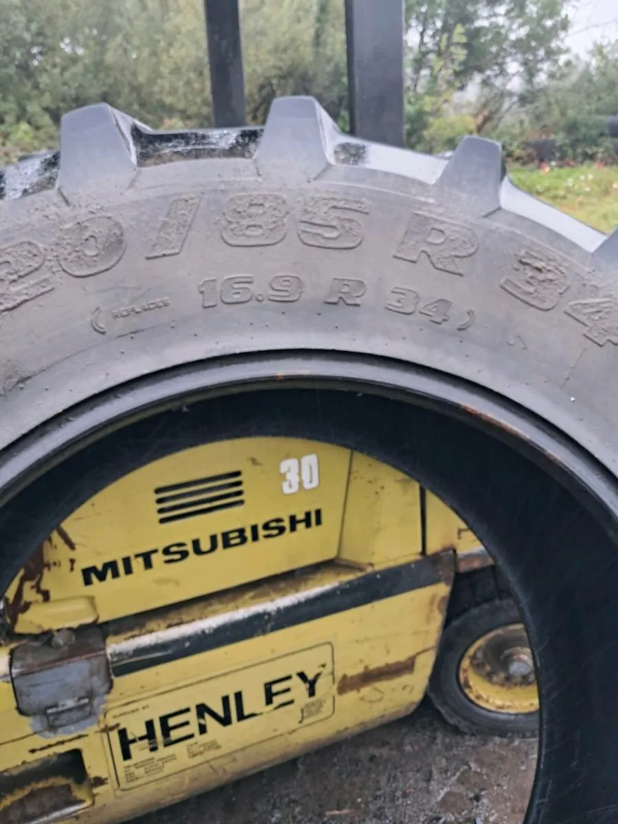 Tractor tyres - Image 2