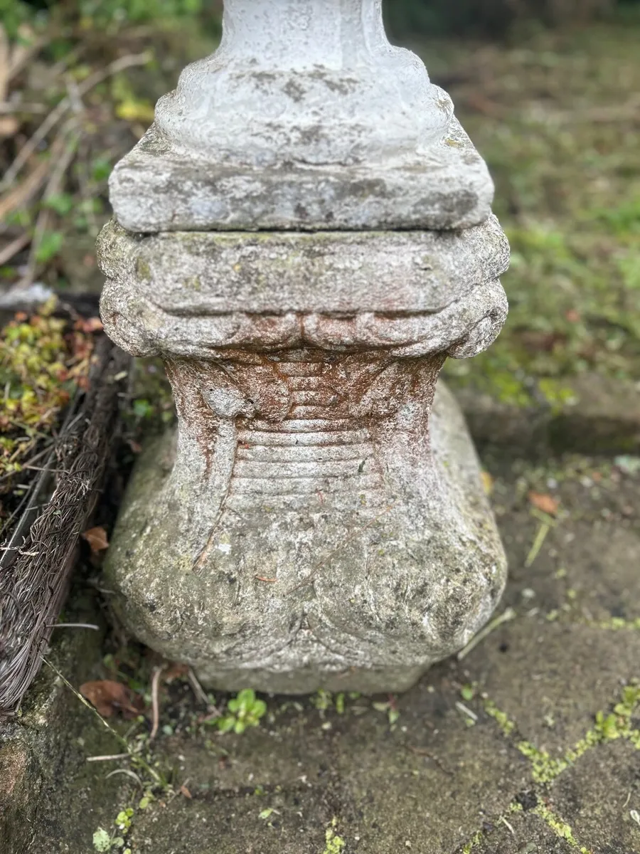 Garden Urn - Image 2