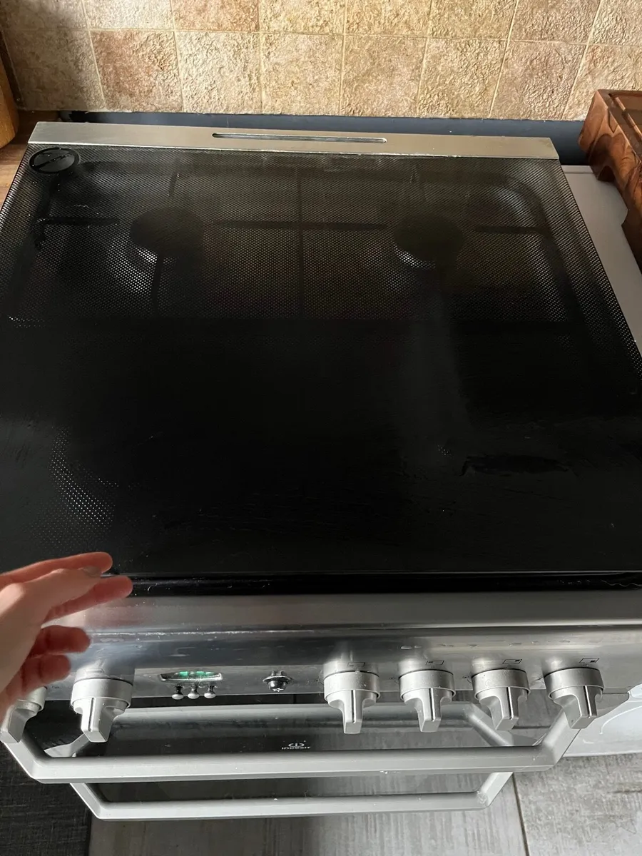 Gas cooker - Image 2
