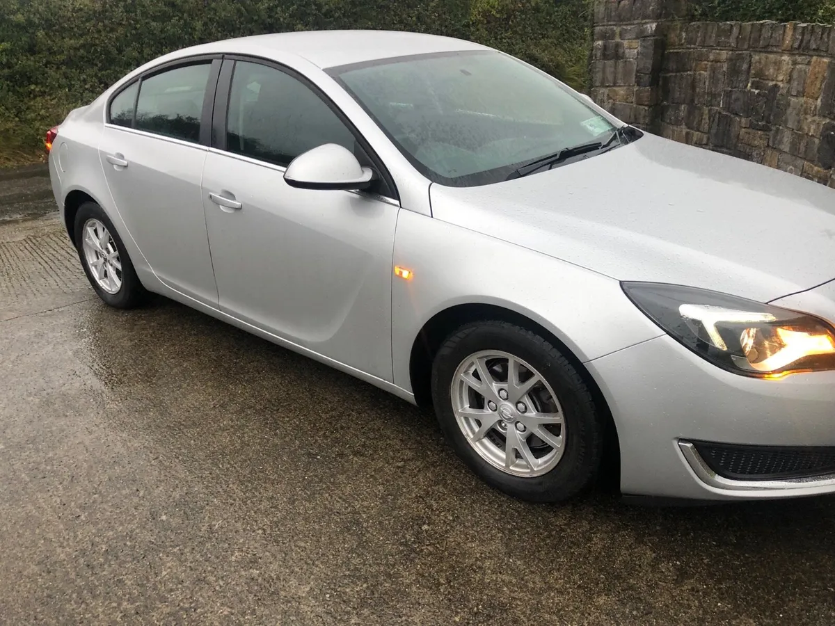 INSIGNIA CDTI AS NEW 170 KMS ONLY NCT 26 - Image 4