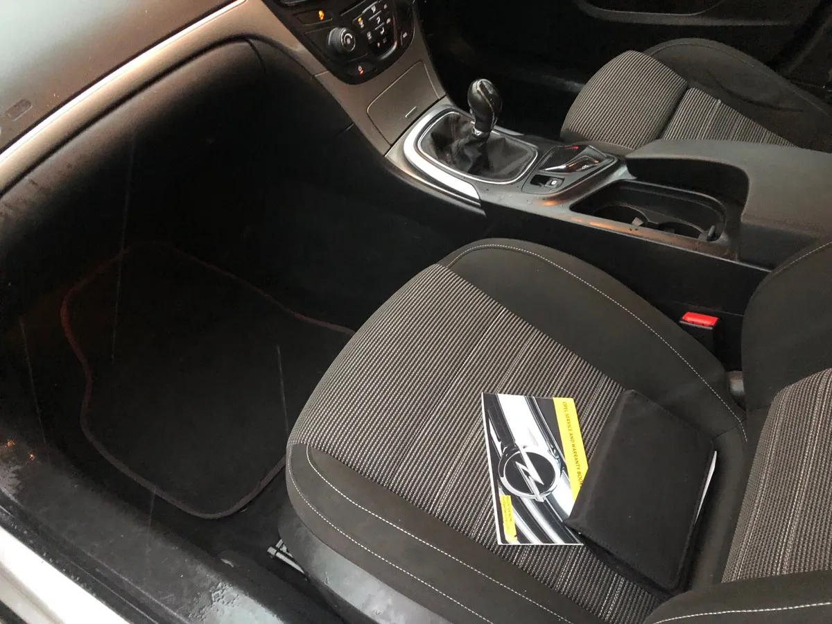 INSIGNIA CDTI AS NEW 170 KMS NEW NCT 27 - Image 3