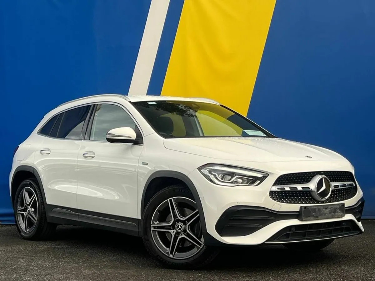 Mercedes-Benz GLA GLA250e PREMIUM 1.3 HYBRID ** HI - Image 1