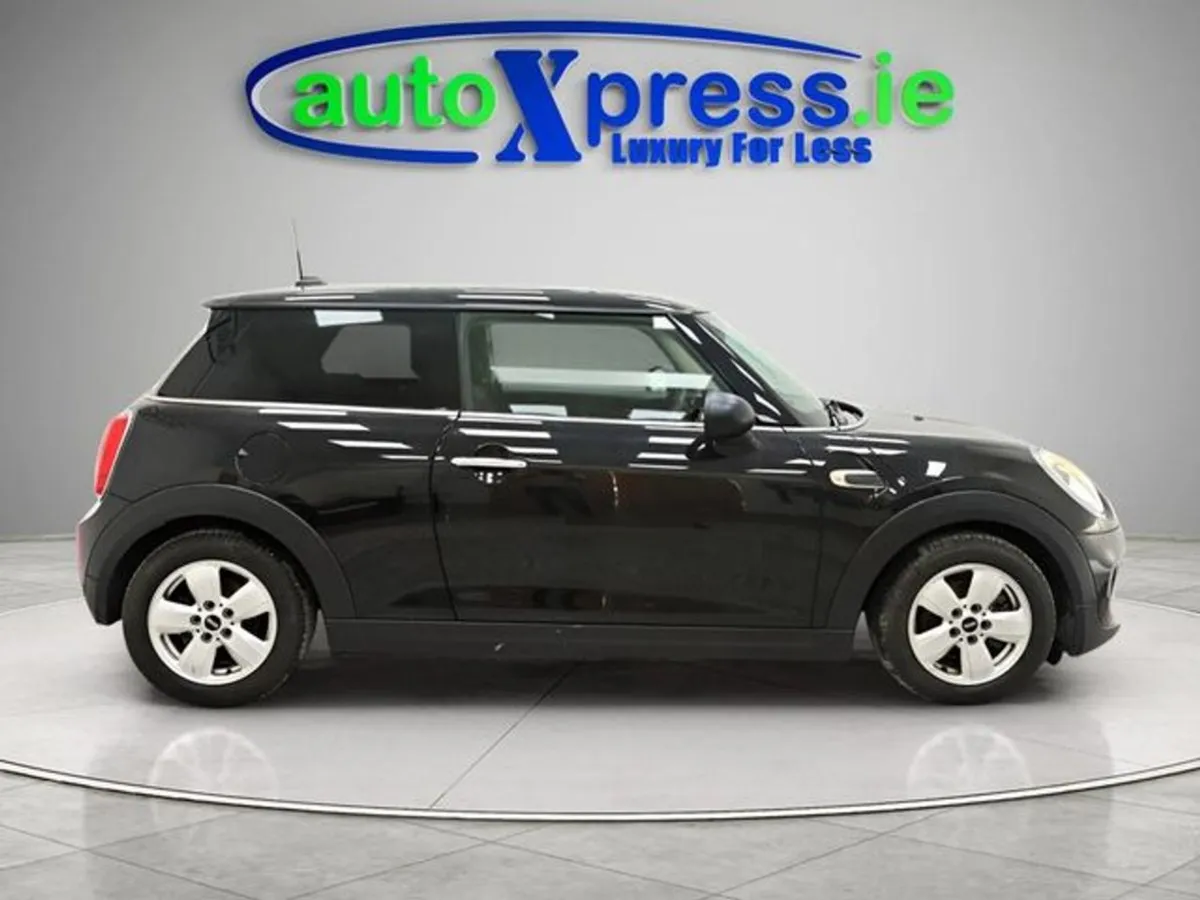 MINI Cooper ONE 1.5 Automatic - Image 3