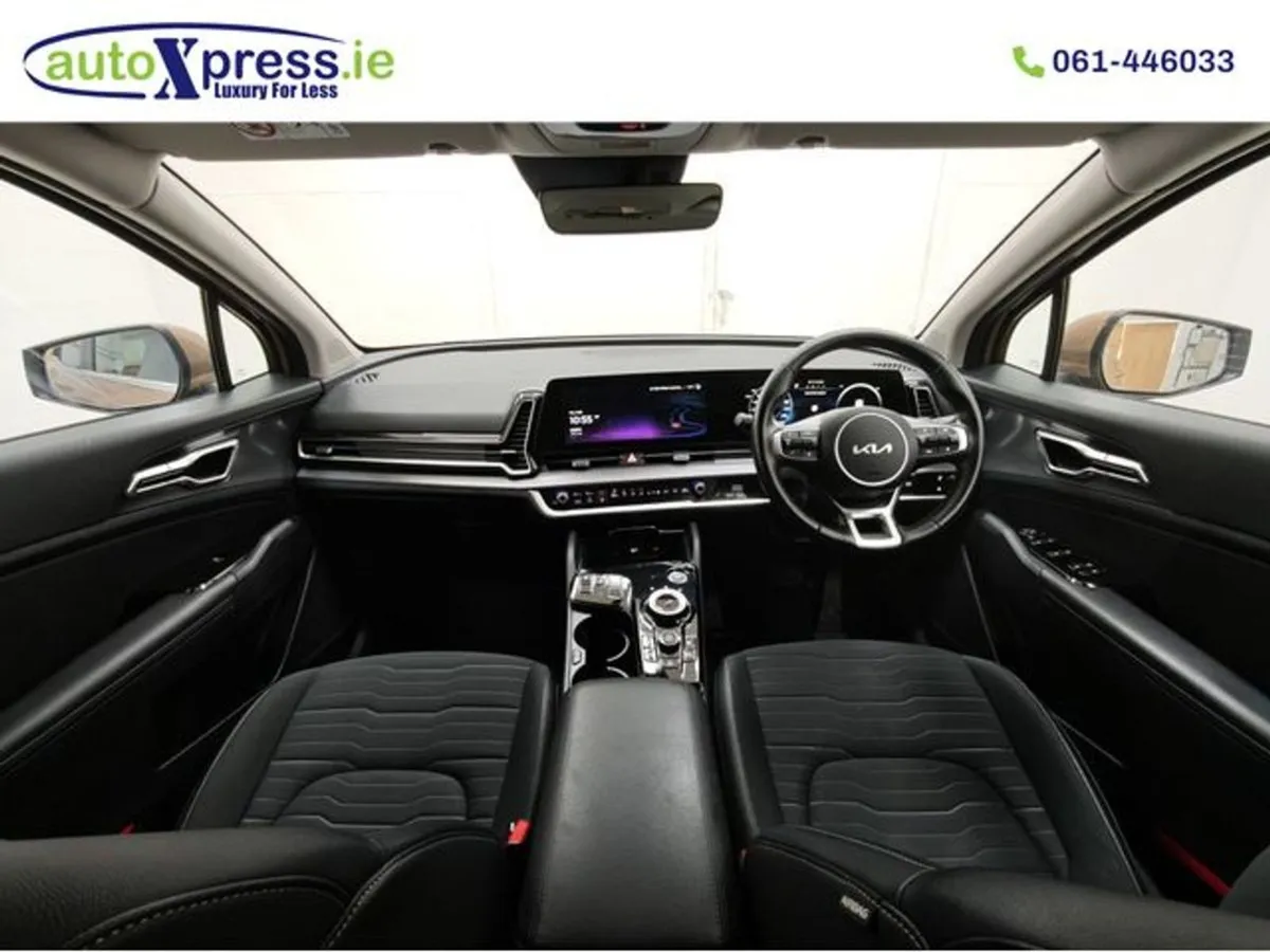 Kia Sportage 1.6 T GDI Phev AWD 3 Plugin Hybrid A - Image 2