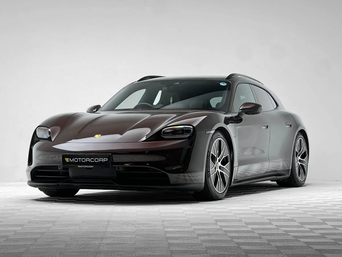 Porsche Taycan SPORT TURISMO *PAN ROOF* - Image 3