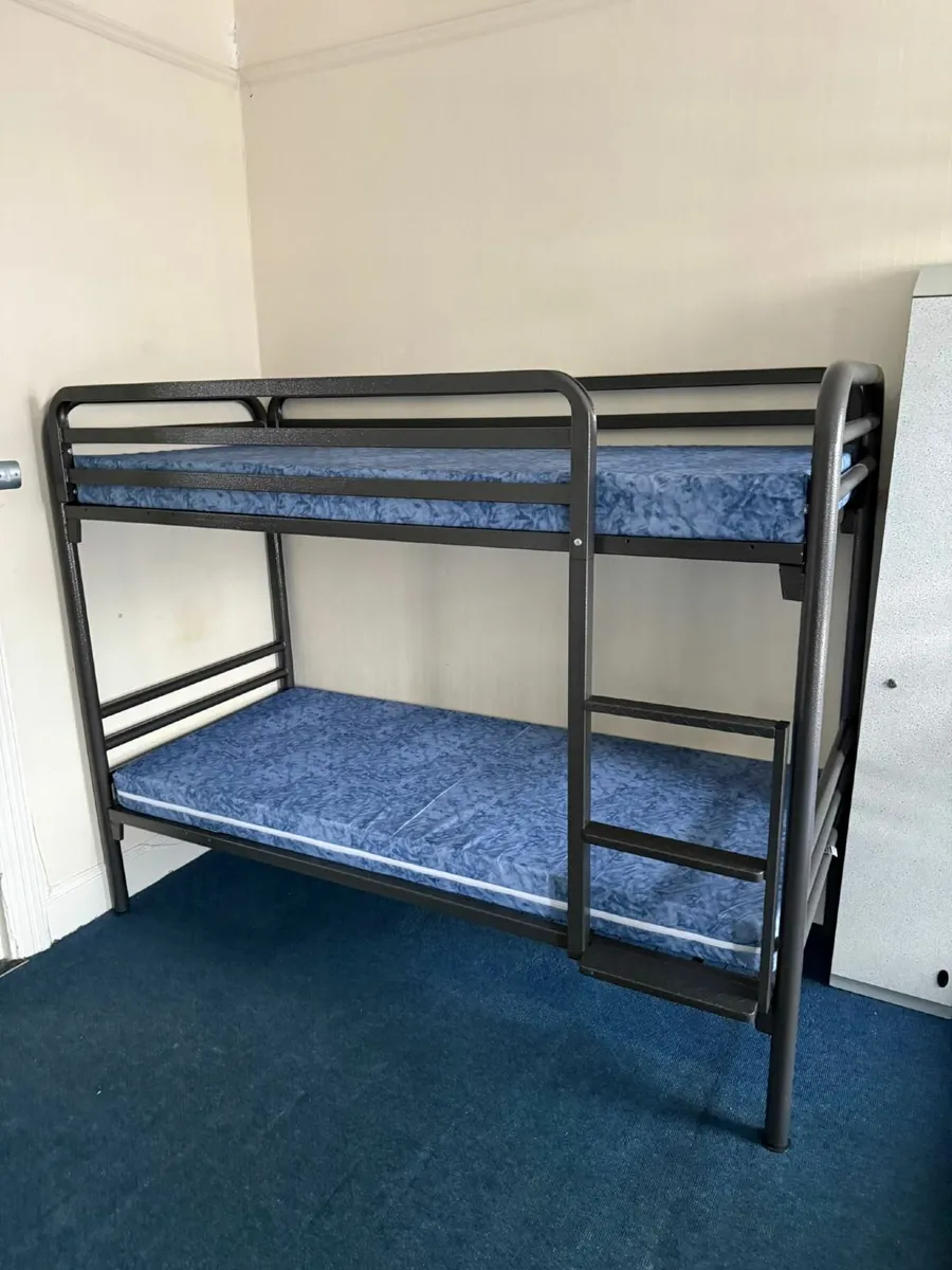 BUNK BEDS - Image 2