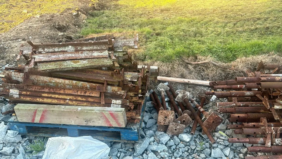 Scaffolding - Image 2
