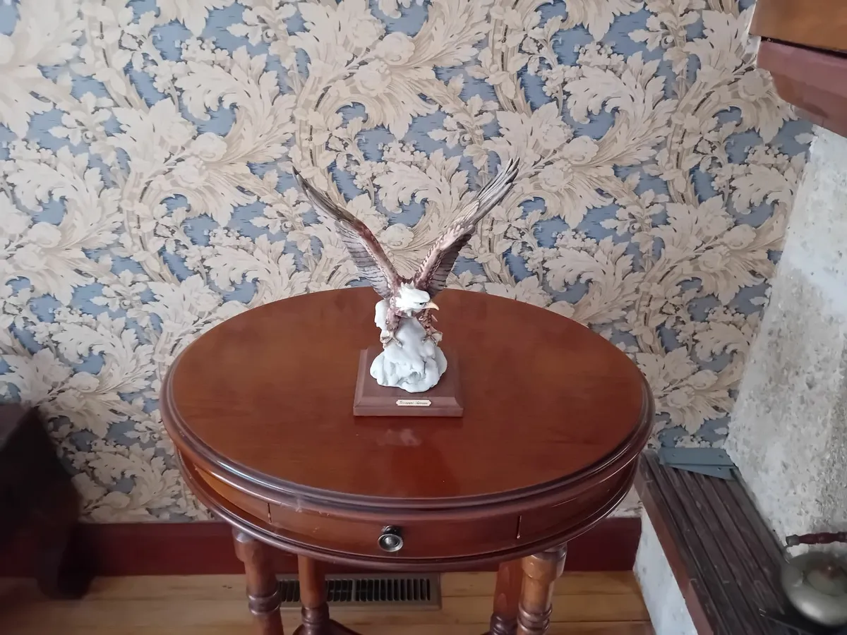Lamp table