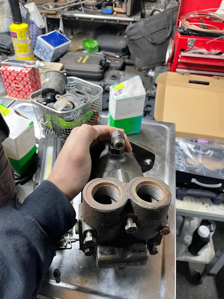 McConnell 77HP piston motor for sale - Image 2
