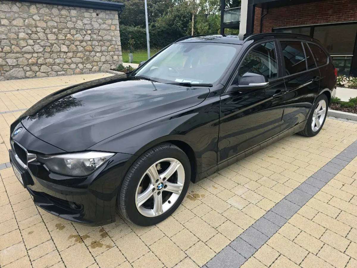 BMW 318D ESTATE AUTO / HUGE SPEC!! - Image 4