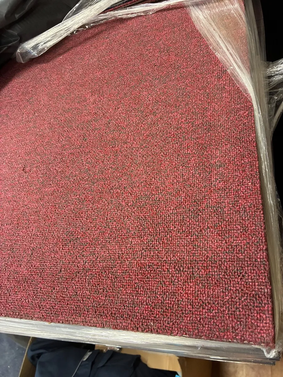 Carpet tiles