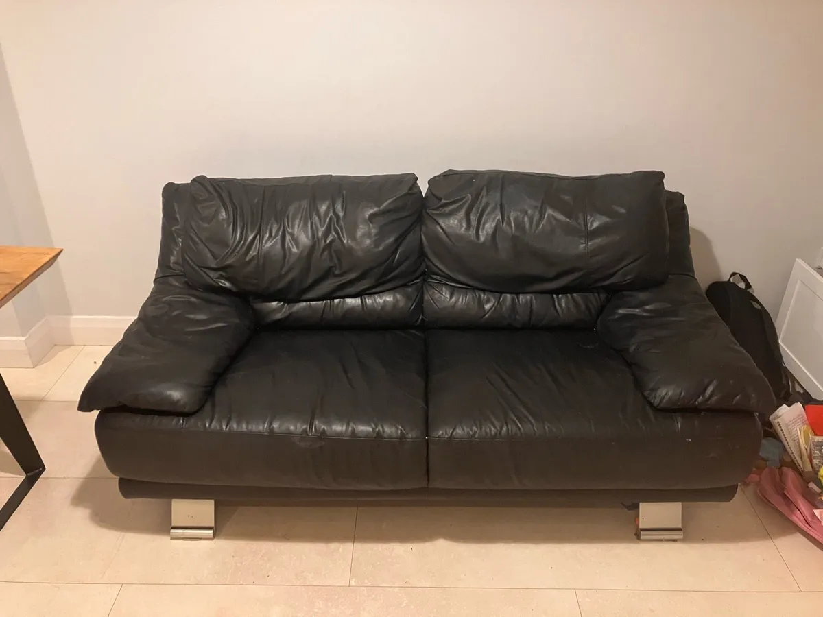 Italian Leather Counch - Image 1