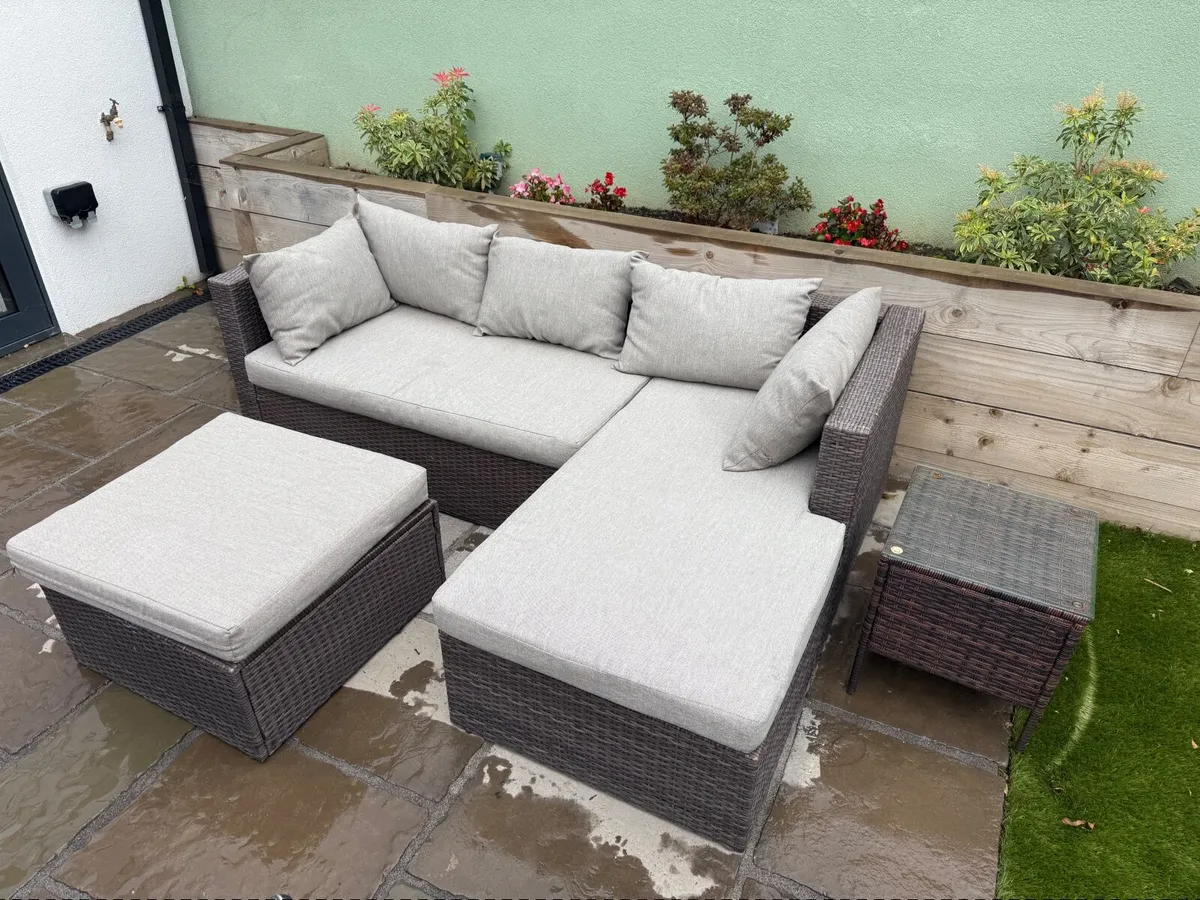 Garden Furniture - Image 2