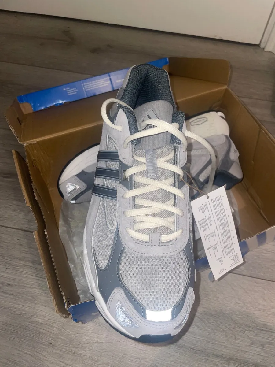 Adidas Runners - Image 2